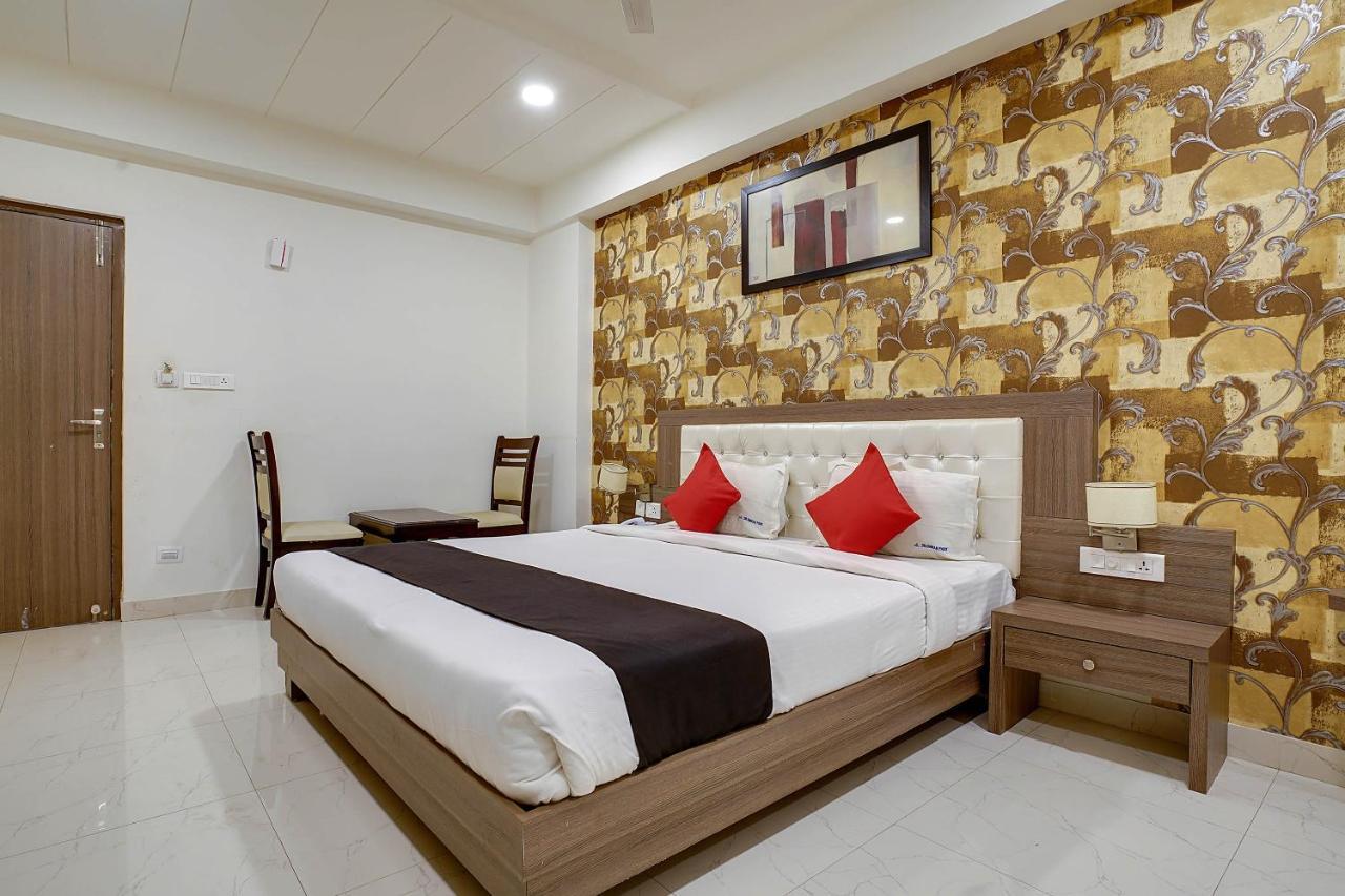 היידראבד Townhouse Oak Sri Simran Park Hotel Near Secunderabad Railway Station מראה חיצוני תמונה